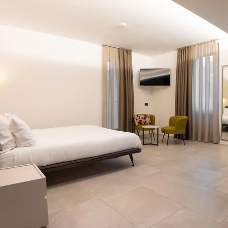 La Svolta Foresteria Hotel Chiuro