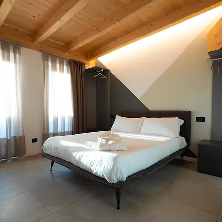 La Svolta Foresteria Hotel *